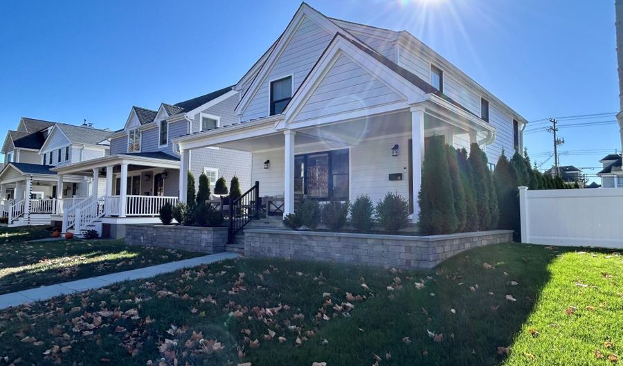 411 Sylvania Ave, Avon By The Sea, NJ 07717 - 3 Beds, 2 Bath