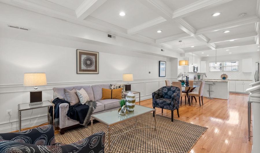 925 DECATUR St NW, Washington, DC 20011 - 4 Beds, 4 Bath