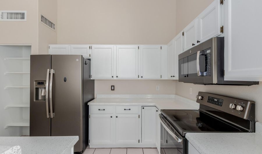 4608 W JOSHUA Blvd, Chandler, AZ 85226 - 3 Beds, 3 Bath