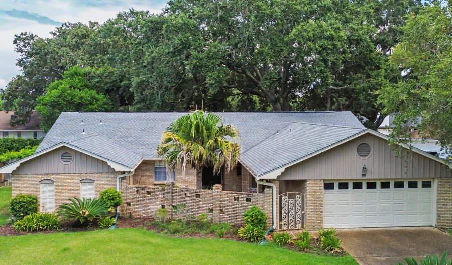 408 Melissa Dr, Biloxi, MS 39531 - 4 Beds, 3 Bath