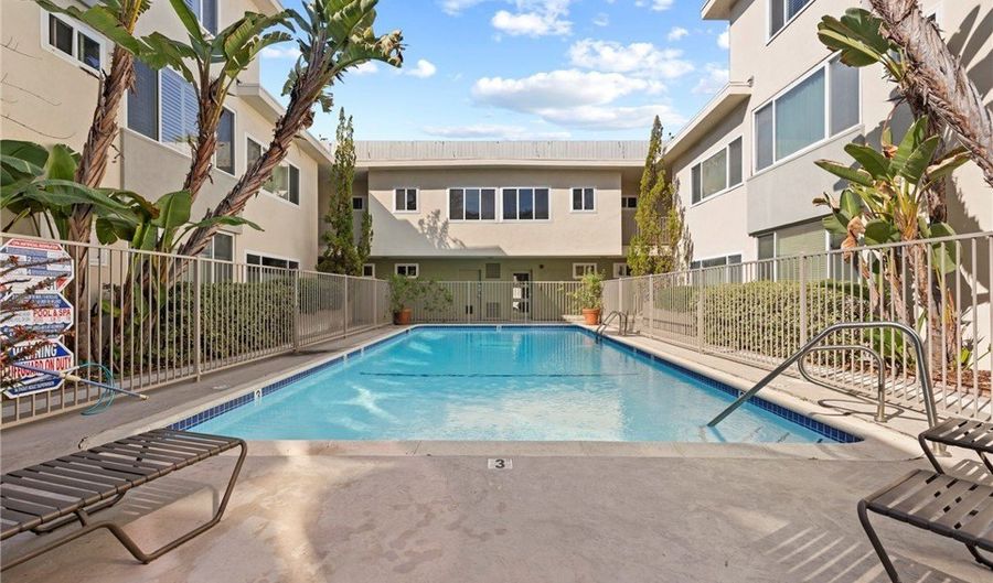 1525 N Hayworth Ave 204, Los Angeles, CA 90046 - 1 Beds, 2 Bath