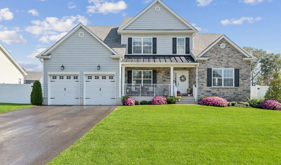 7 Kevin Ct, Bayville, NJ 08721 - 4 Beds, null Bath