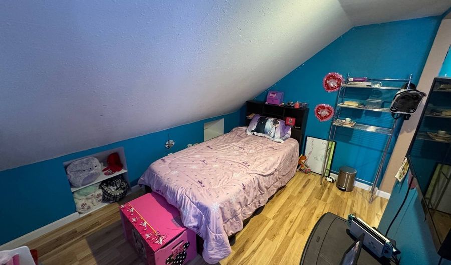 216 4th St E, Bottineau, ND 58318 - 2 Beds, 1 Bath