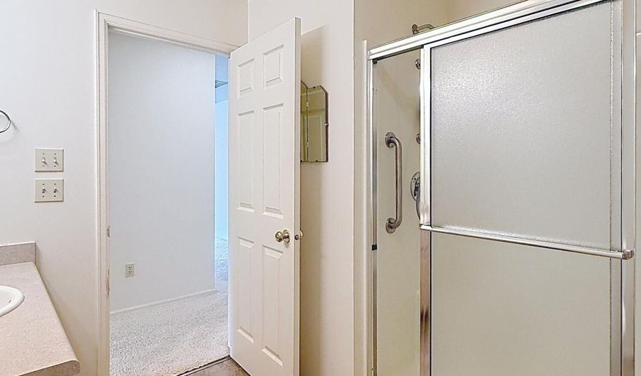 605 W Hogerson St, Buffalo, WY 82834 - 2 Beds, 2 Bath