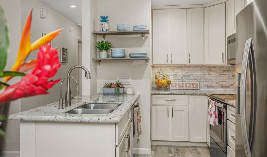 140 UWAPO Rd 58-204, Kihei, HI 96753 - 2 Beds, 2 Bath