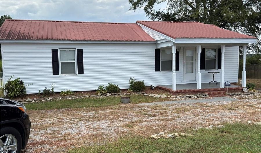 9697 US 52 Hwy N, Ansonville, NC 28007 - 2 Beds, 1 Bath