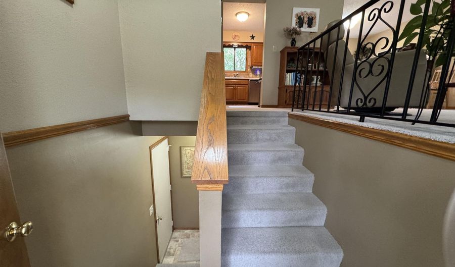 500 W 15Th St, Atlantic, IA 50022 - 3 Beds, 2 Bath