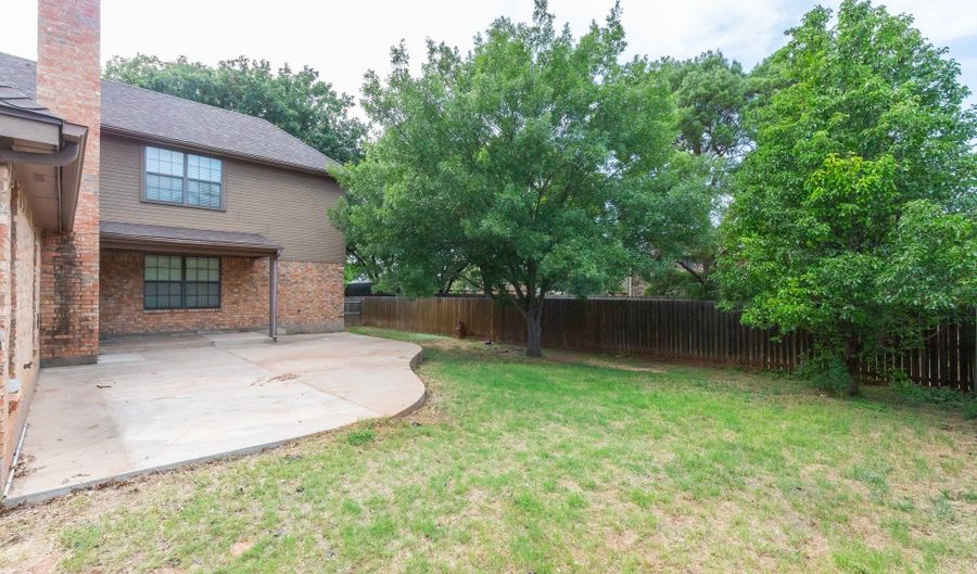 2250 Rim Rock Rd, Abilene, TX 79606 - 5 Beds, 4 Bath