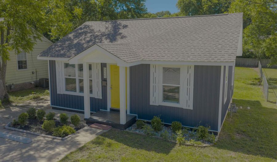 524 W Cross St, Benton, AR 72015 - 3 Beds, 2 Bath