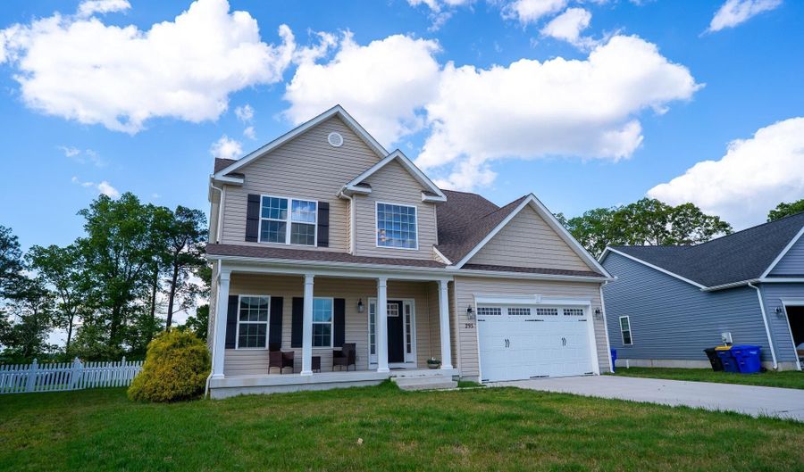 295 HIGHTIDE Dr, Frederica, DE 19946 - 4 Beds, 3 Bath
