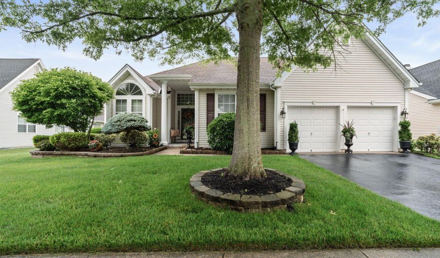 28 Jumping Brook Ln, Barnegat, NJ 08005 - 2 Beds, 2 Bath