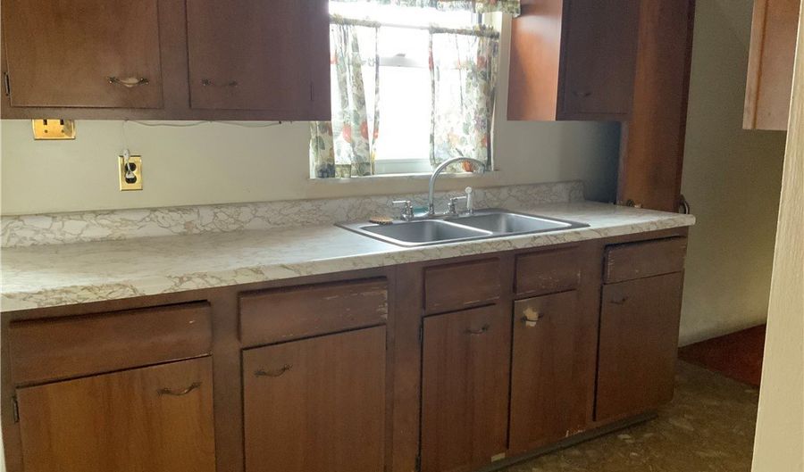 1178 Amity Ridge Rd, Amwell, PA 15311 - 3 Beds, 1 Bath