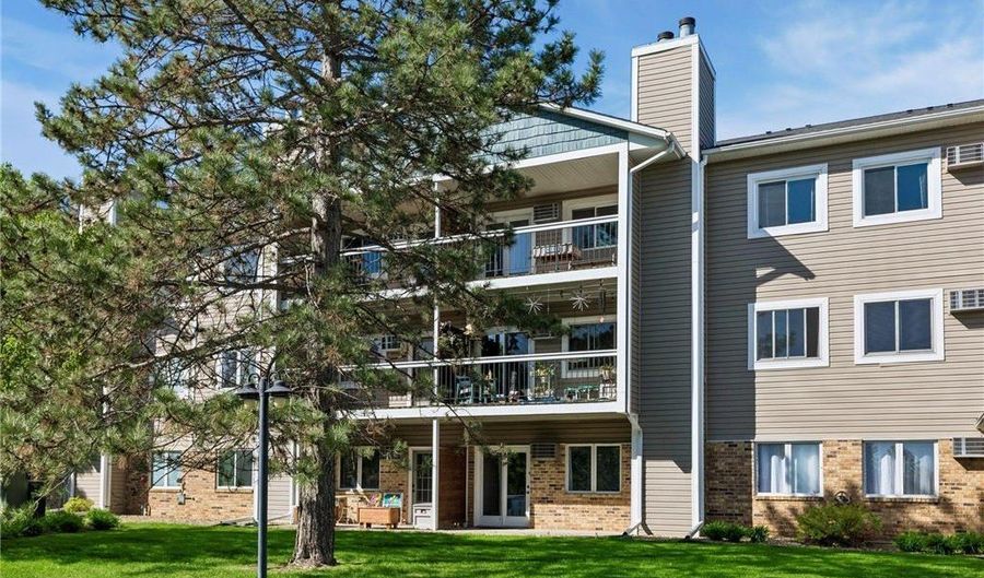 7624 157th St W 307, Apple Valley, MN 55124 - 2 Beds, 1 Bath