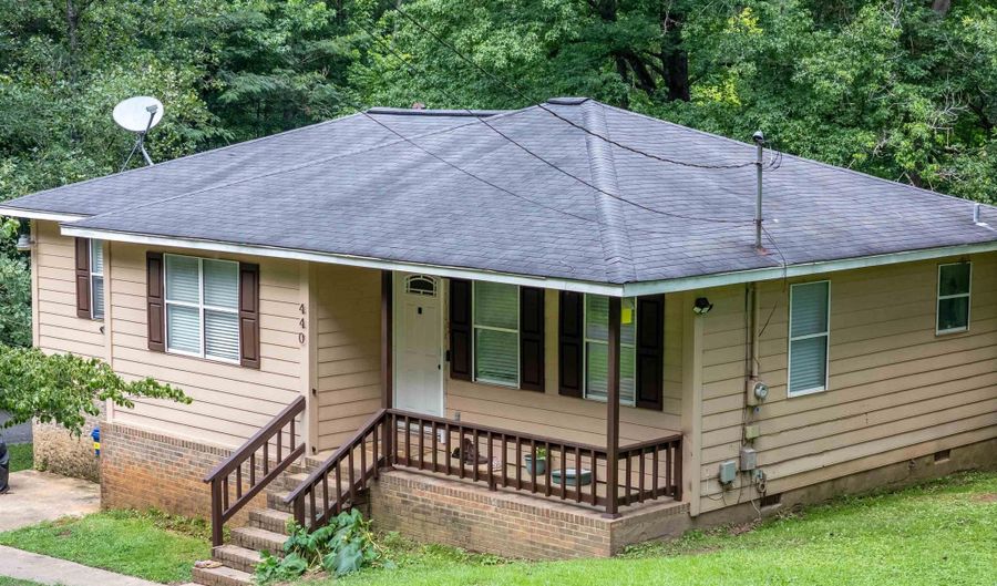 440 PERMITA Ct, Anniston, AL 36206 - 3 Beds, 2 Bath