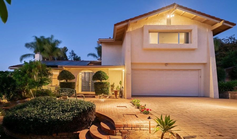 1322 Loma De Paz, Escondido, CA 92027 - 3 Beds, 3 Bath