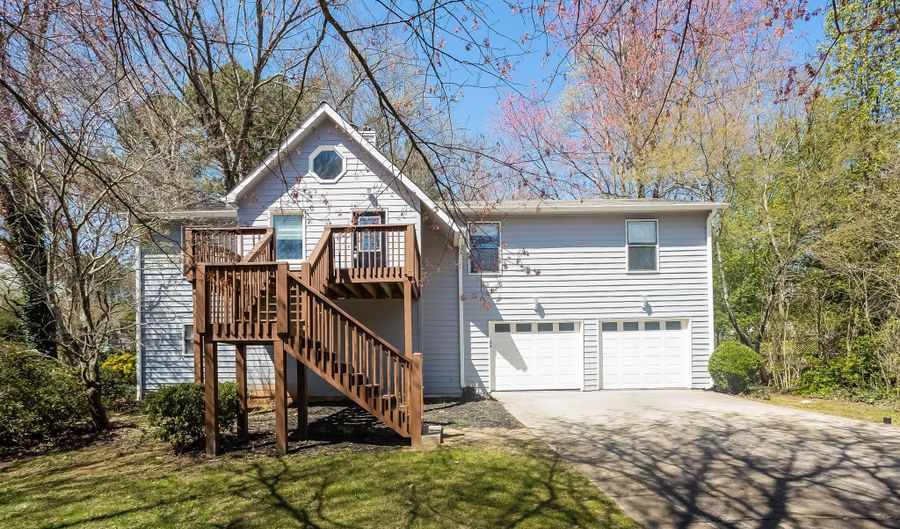 1172 Norfolk, Acworth, GA 30102 - 3 Beds, 2 Bath