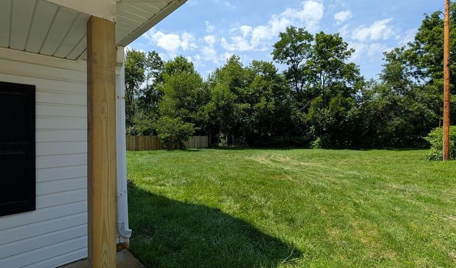 18003 DAVIS Ln, Boonsboro, MD 21713 - 3 Beds, 1 Bath