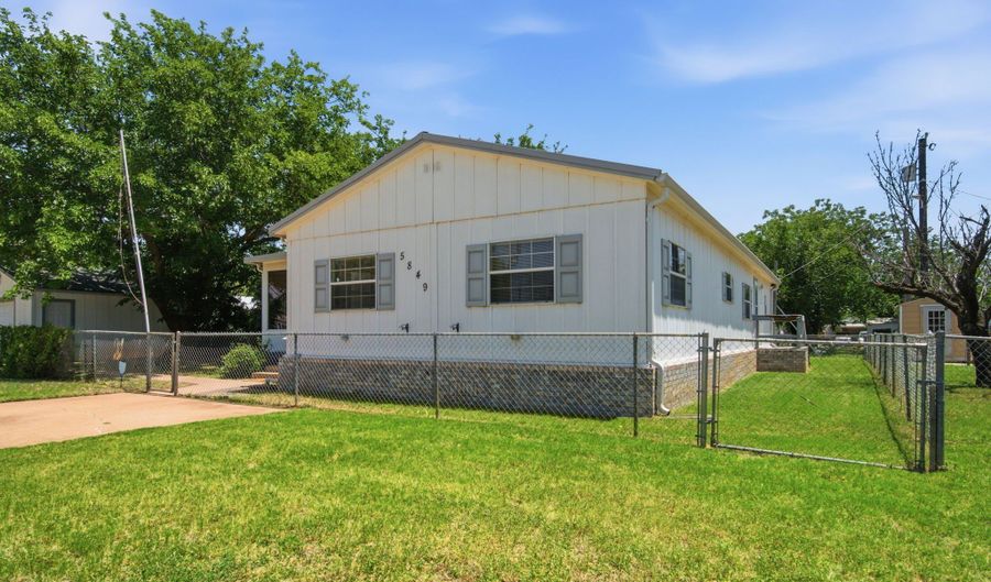 5849 Atlantic Dr, Abilene, TX 79606 - 5 Beds, 2 Bath