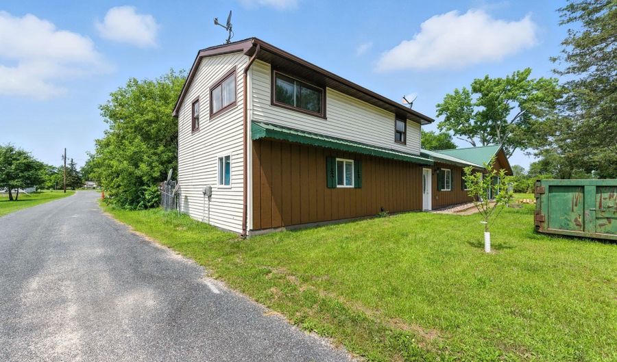 115 Wisconsin St, Tomah, WI 54660 - 4 Beds, 2 Bath
