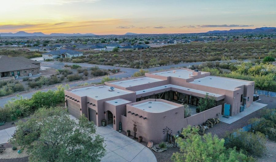 1721 Loma Verde, Alamogordo, NM 88310 - 3 Beds, 4 Bath