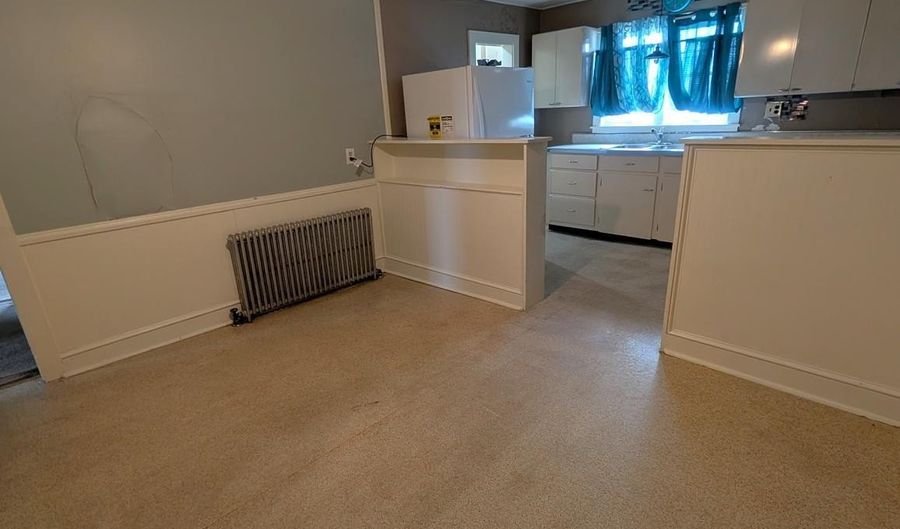 1014 S CENTRAL Ave A, Laurel, DE 19956 - 2 Beds, 1 Bath