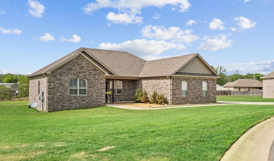 144 Mayberry Dr, Cabot, AR 72023 - 4 Beds, 2 Bath