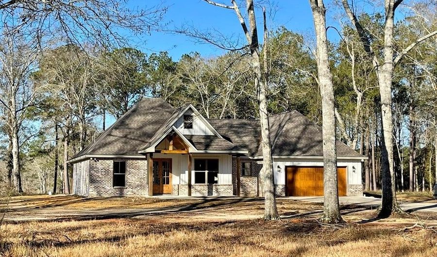 945 Rock Ranch Rd, Carriere, MS 39426 - 4 Beds, 2 Bath