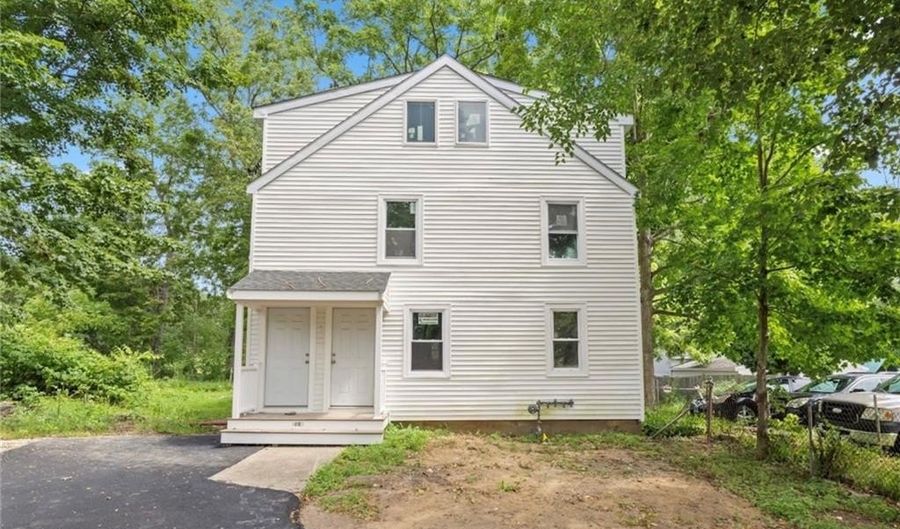 235 Main St, Cranston, RI 02921 - 6 Beds, 2 Bath