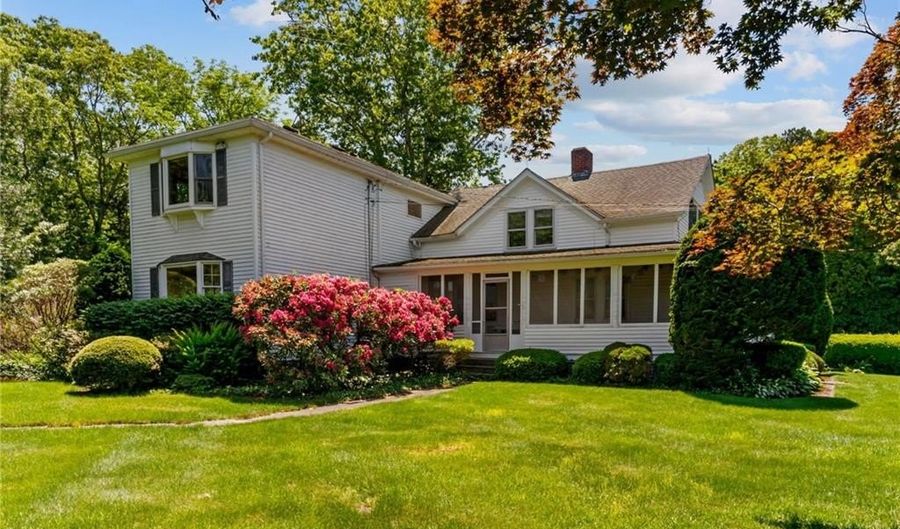 10 Liberty Rd, Exeter, RI 02822 - 3 Beds, 3 Bath