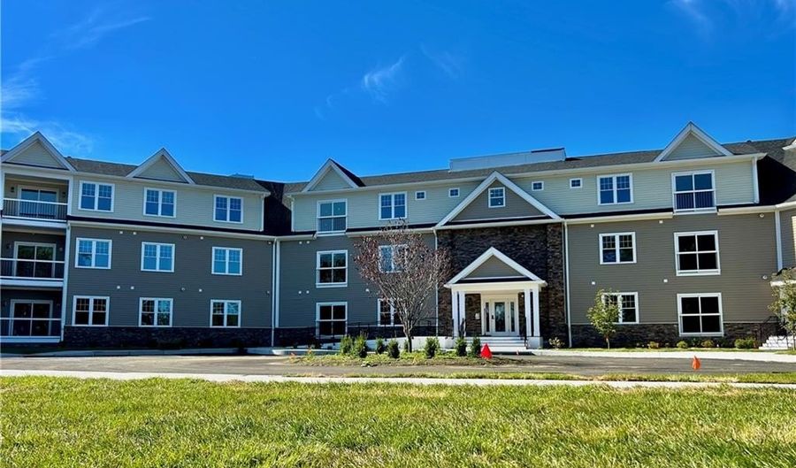 0 Greenwich Blvd 108, East Greenwich, RI 02818 - 2 Beds, 2 Bath