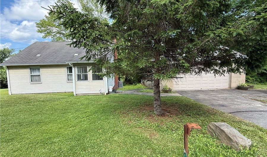 1792 State Route 356, Allegheny Twp., PA 15656 - 2 Beds, 1 Bath