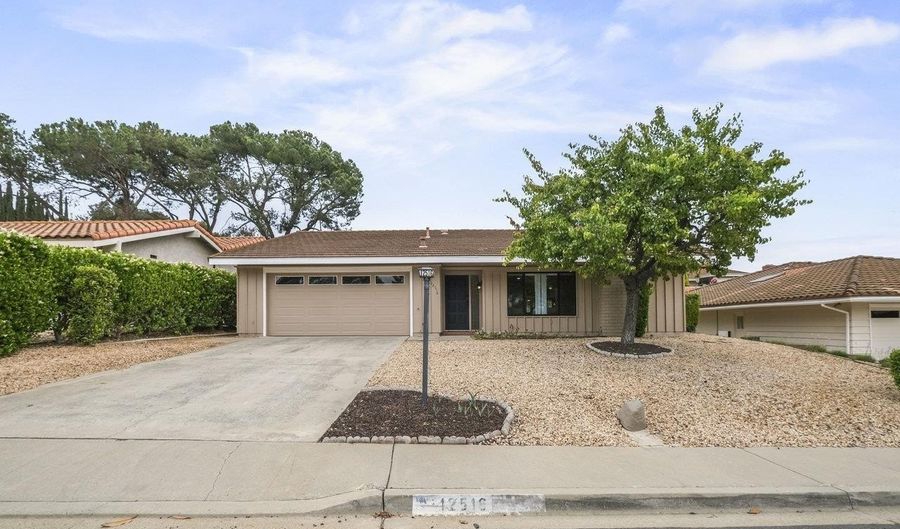 12516 Camino Vuelo, San Diego, CA 92128 - 2 Beds, 2 Bath
