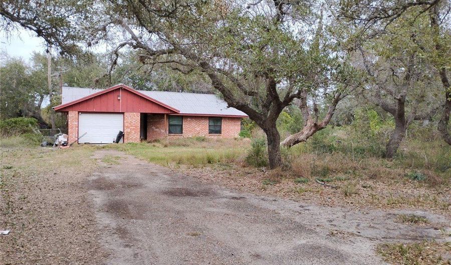 1980 Jocelyn Rd, Aransas Pass, TX 78336 - 3 Beds, 2 Bath