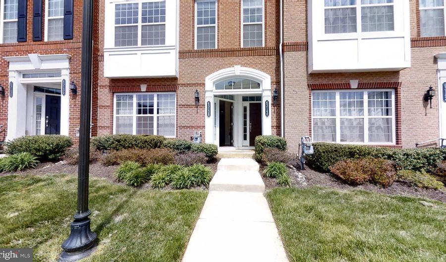 43138 THOROUGHFARE GAP Ter, Ashburn, VA 20148 - 3 Beds, 3 Bath