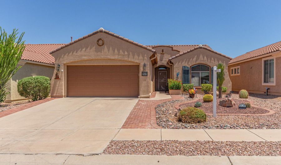 14235 S Via Del Farolito, Sahuarita, AZ 85629 - 3 Beds, 2 Bath