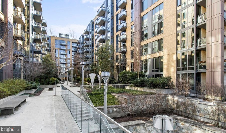 8300 WISCONSIN Ave 1B-1-933, Bethesda, MD 20814 - 1 Beds, 1 Bath