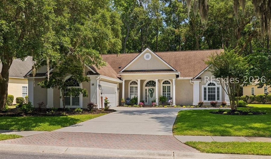 43 Point W Dr, Bluffton, SC 29910 - 3 Beds, 3 Bath