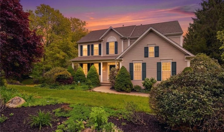 52 Haggarty Hill Rd, North Kingstown, RI 02874 - 4 Beds, 3 Bath