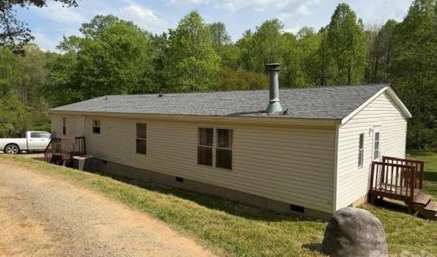 19 Streamview Ln, Arden, NC 28704 - 4 Beds, 2 Bath