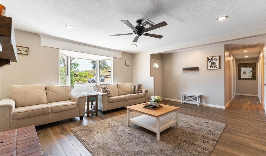 100 Walker Way, Boulder City, NV 89005 - 3 Beds, 2 Bath