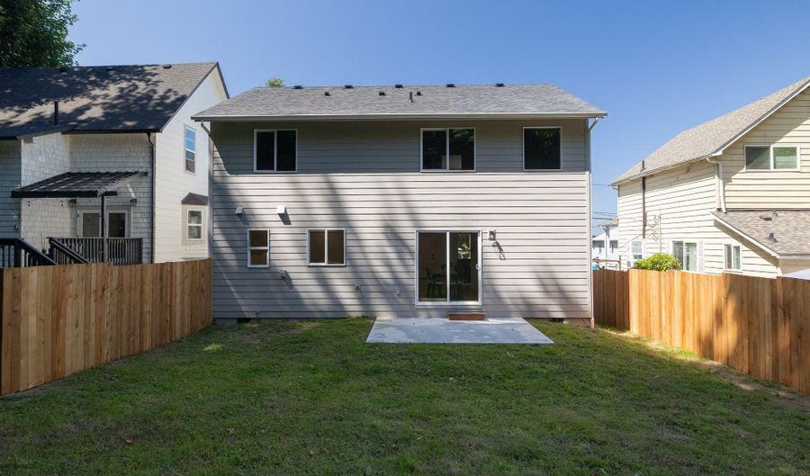 4675 Cedar St, Astoria, OR 97103 - 3 Beds, 3 Bath