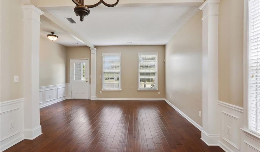 13638 Weycroft Cir, Alpharetta, GA 30004 - 3 Beds, 4 Bath