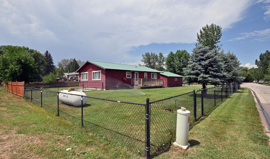 604 Cemetery Rd, Dayton, WY 82836 - 3 Beds, 2 Bath