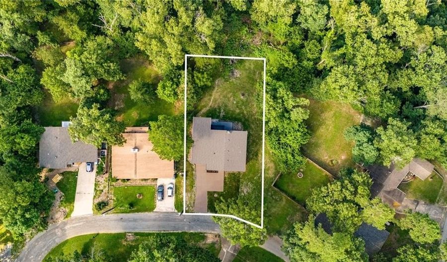 25 Grisham Cir, Bella Vista, AR 72715 - 3 Beds, 3 Bath