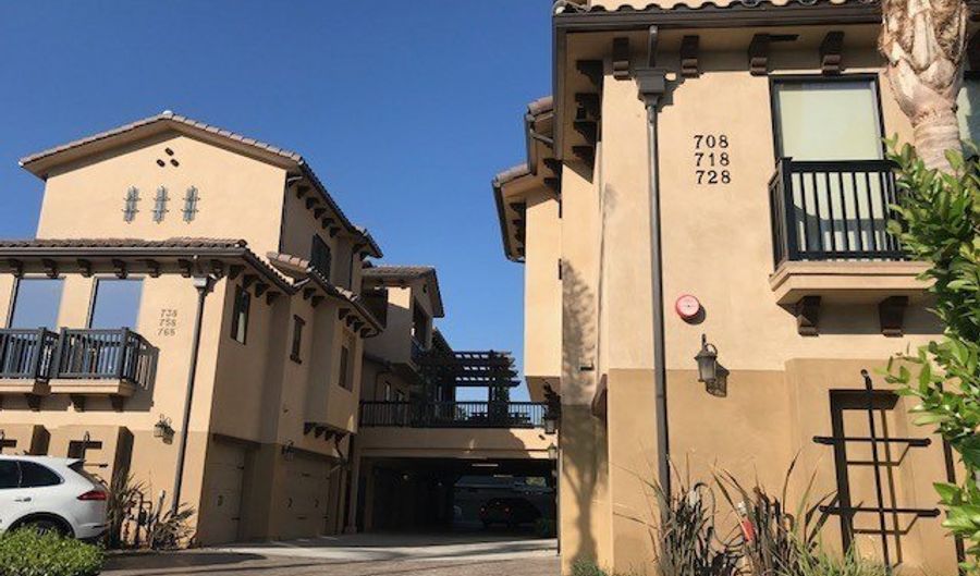718 N Atlantic Blvd A, Alhambra, CA 91801 - 2 Beds, 3 Bath