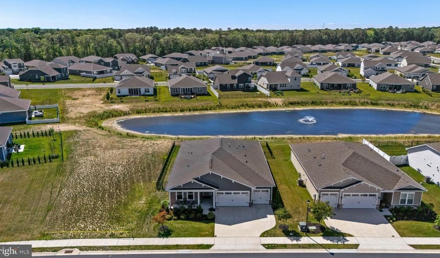 21113 HYACINTH Rd, Lewes, DE 19958 - 3 Beds, 4 Bath