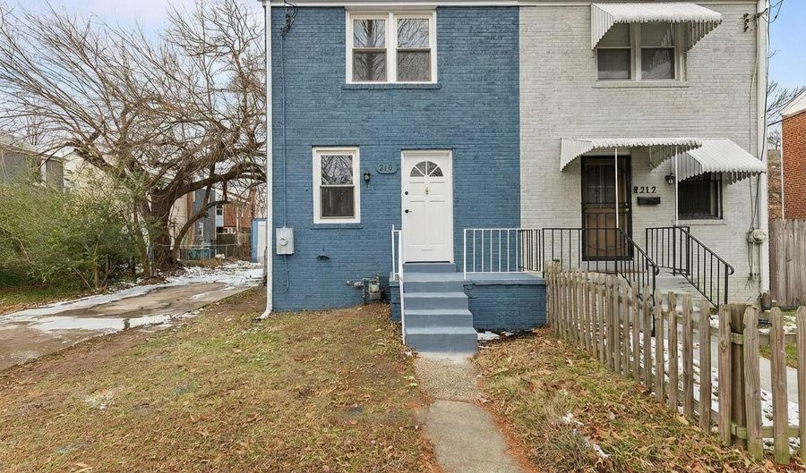 210 62ND St NE, Washington, DC 20019 - 2 Beds, 2 Bath