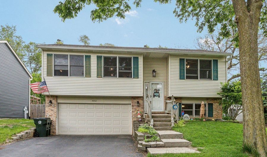 40511 N Minena St, Antioch, IL 60002 - 3 Beds, 2 Bath