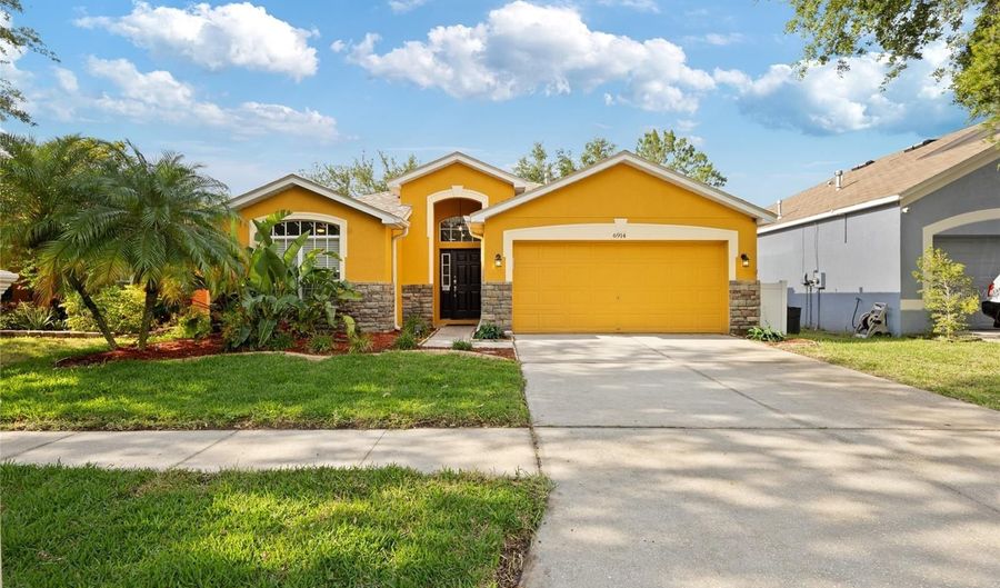 6914 MONARCH PARK Dr, Apollo Beach, FL 33572 - 4 Beds, 2 Bath
