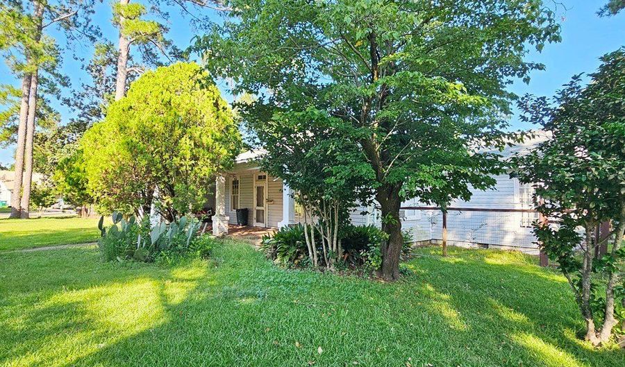 523 Eugemar Dr, Albany, GA 31707 - 4 Beds, 4 Bath